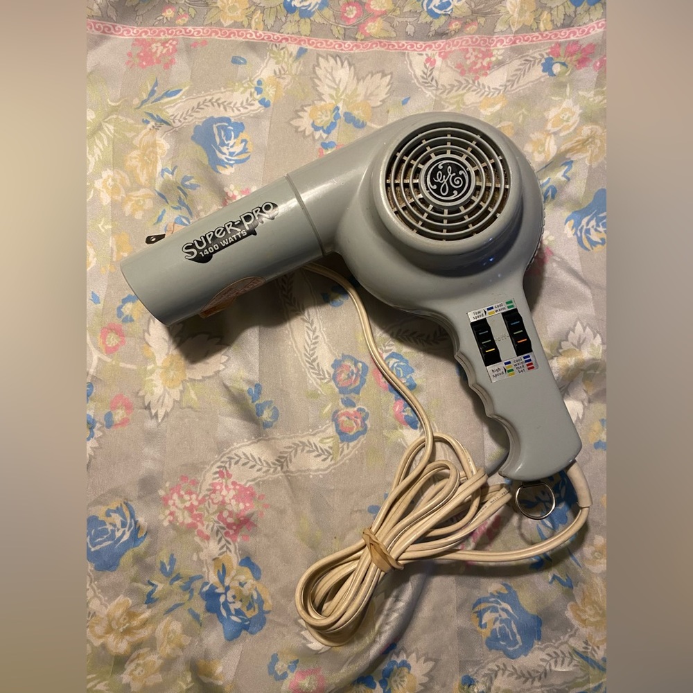 Vintage GE Super-pro blow dryer